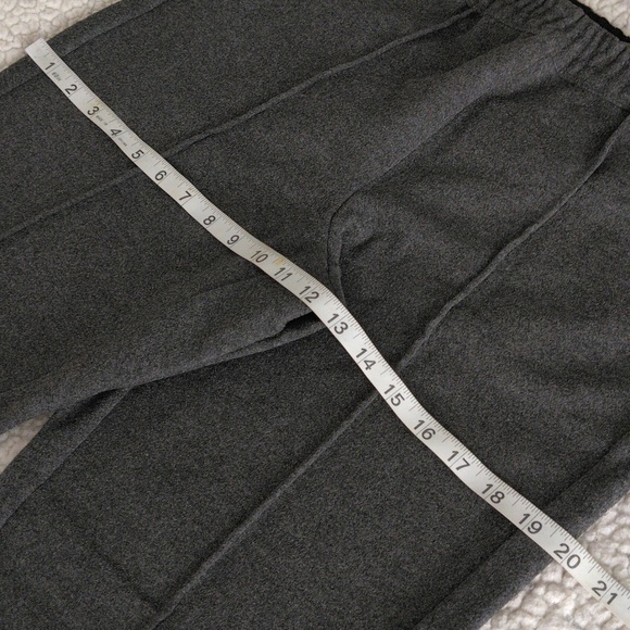 The Group Babaton Aritzia Medium Grey Pipe Leg Stretch Waist Sweat Pants - Picture 9 of 16
